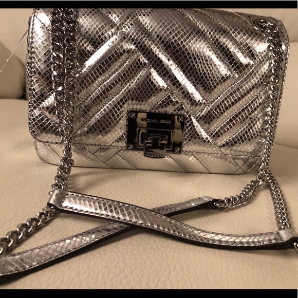 Michael Kors Handbags - MICHAEL KORS Medium Shoulder Purse